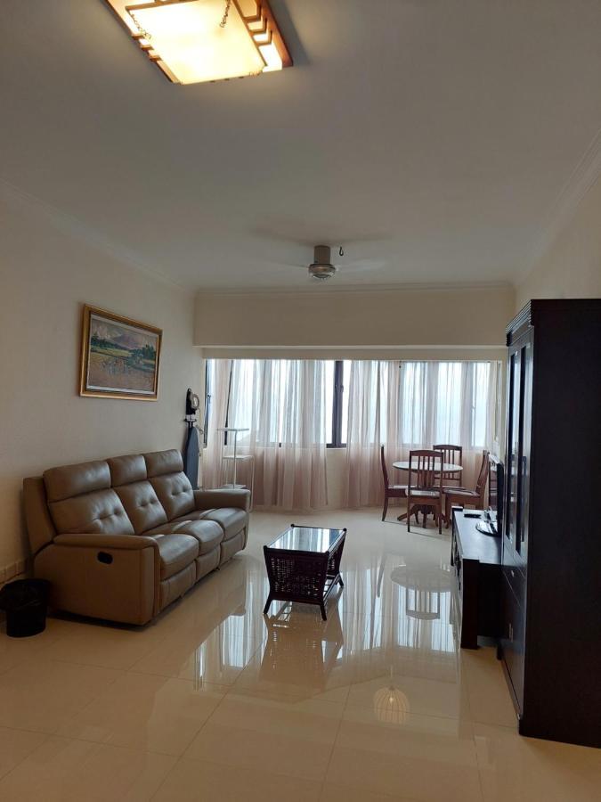 Batu Ferringhi Luxury Seaview Suite - 3Br מראה חיצוני תמונה