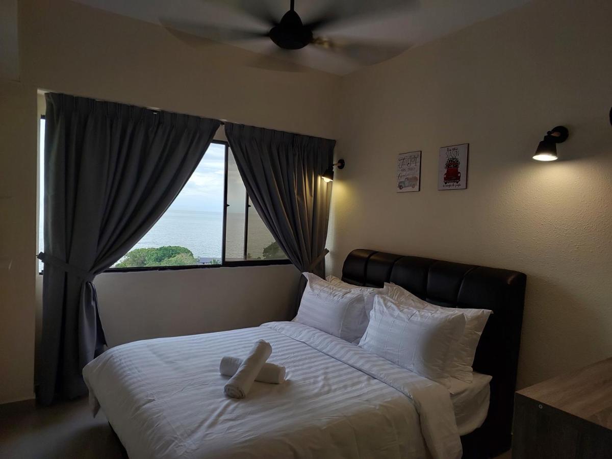 Batu Ferringhi Luxury Seaview Suite - 3Br מראה חיצוני תמונה